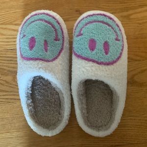 Girls slippers